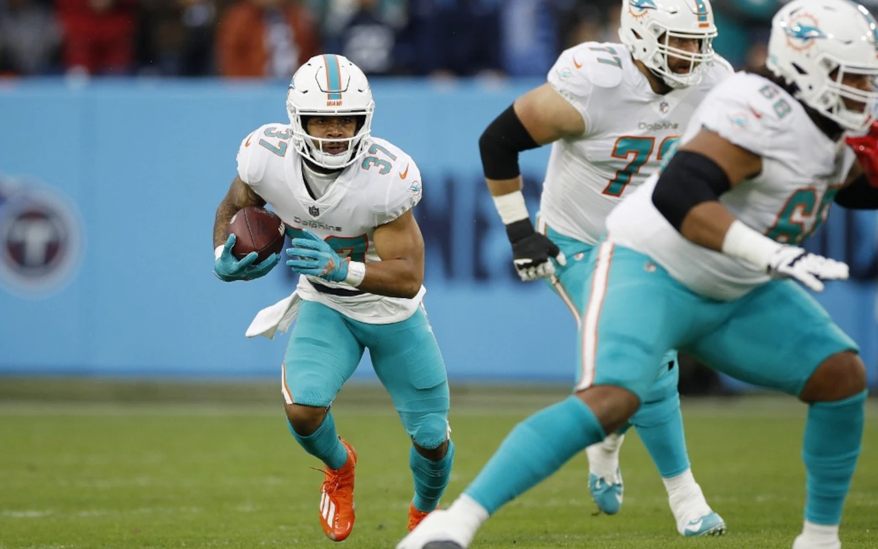 New England Patriots at Miami Dolphins Stats and Trends