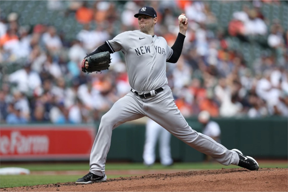 Chicago White Sox at New York Yankees Picks, Predictions, and Odds
