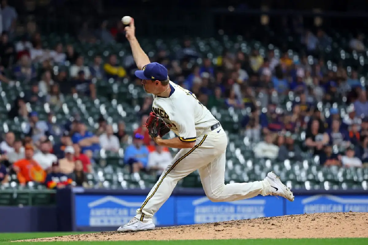 Houston Astros vs. Milwaukee Brewers Odds, Picks and Predictions