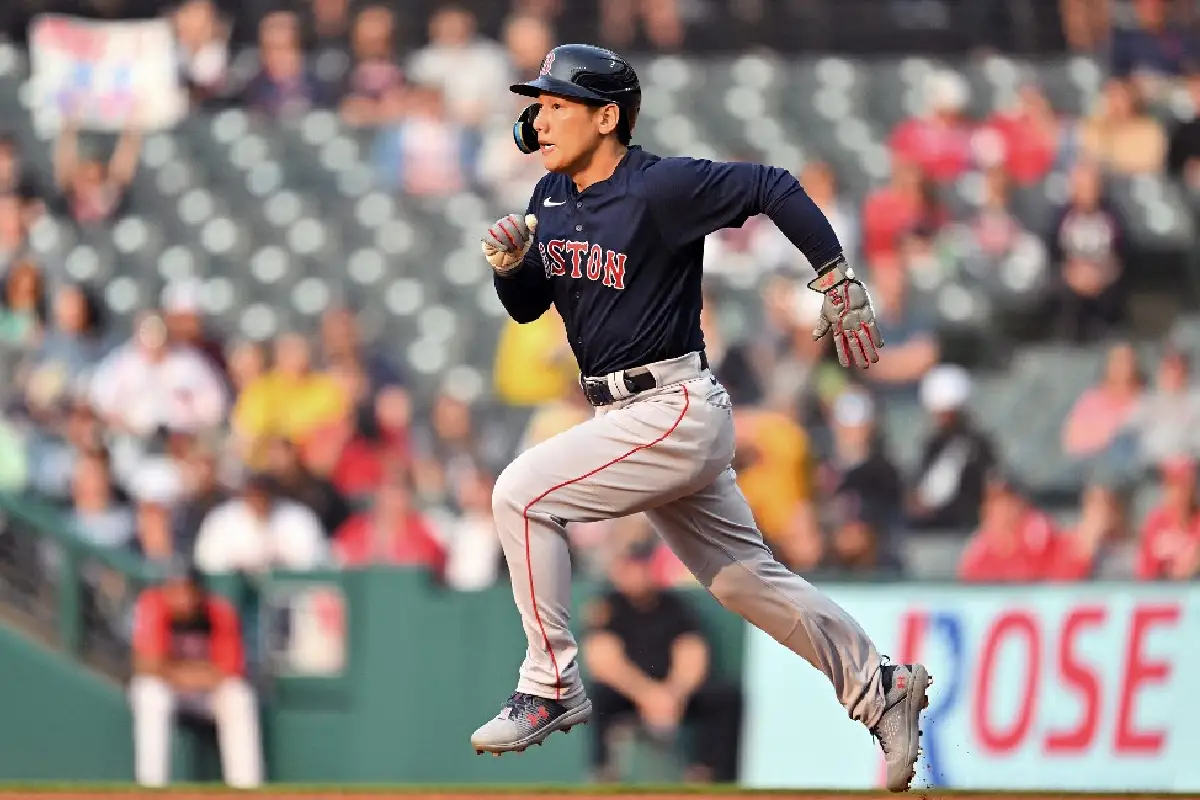 Boston Red Sox vs. Cleveland Guardians Picks, Predictions & Odds
