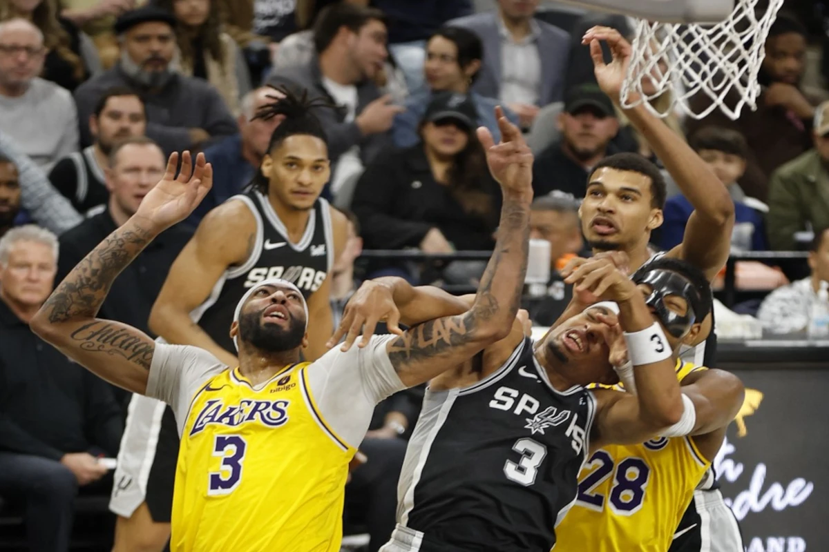 Los Angeles Lakers vs. San Antonio Spurs Picks and Parlays