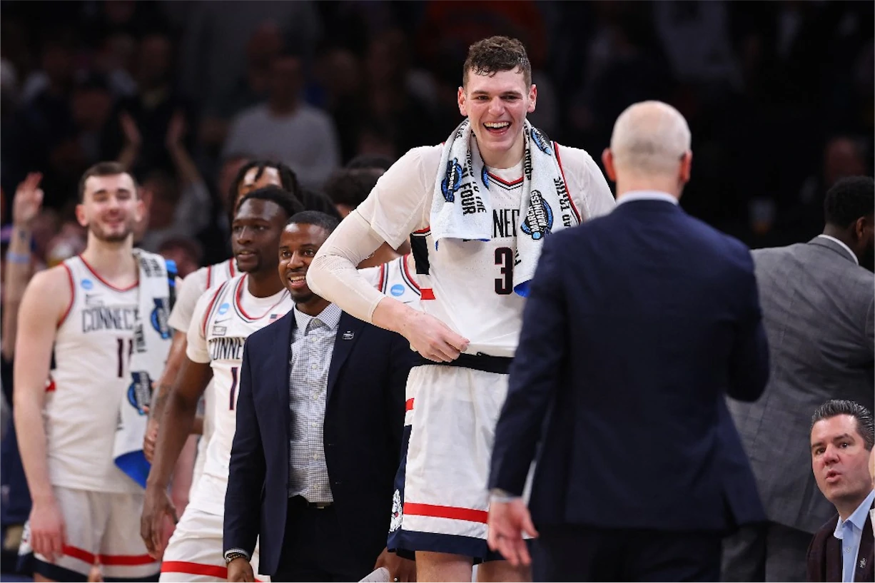 March Madness Elite 8: Illinois Fighting Illini vs Connecticut Huskies Betting Analysis and Prediction