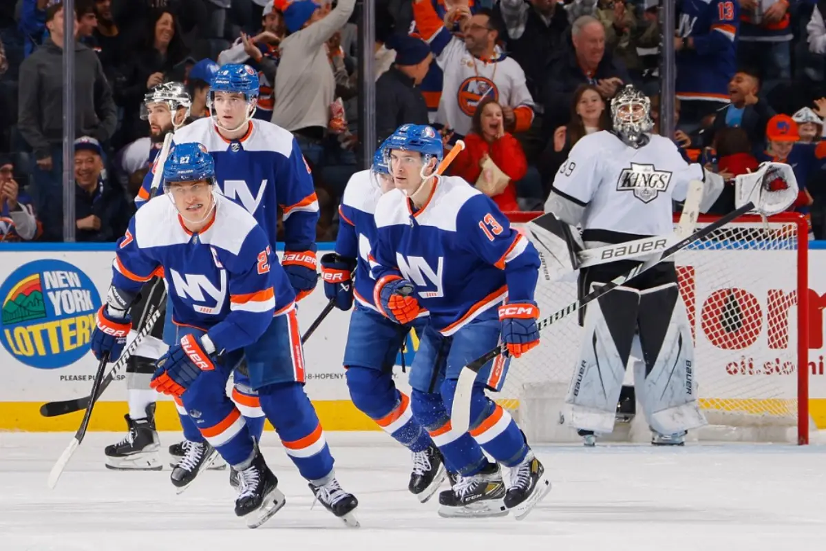 New York Islanders vs Los Angeles Kings Picks and Parlays