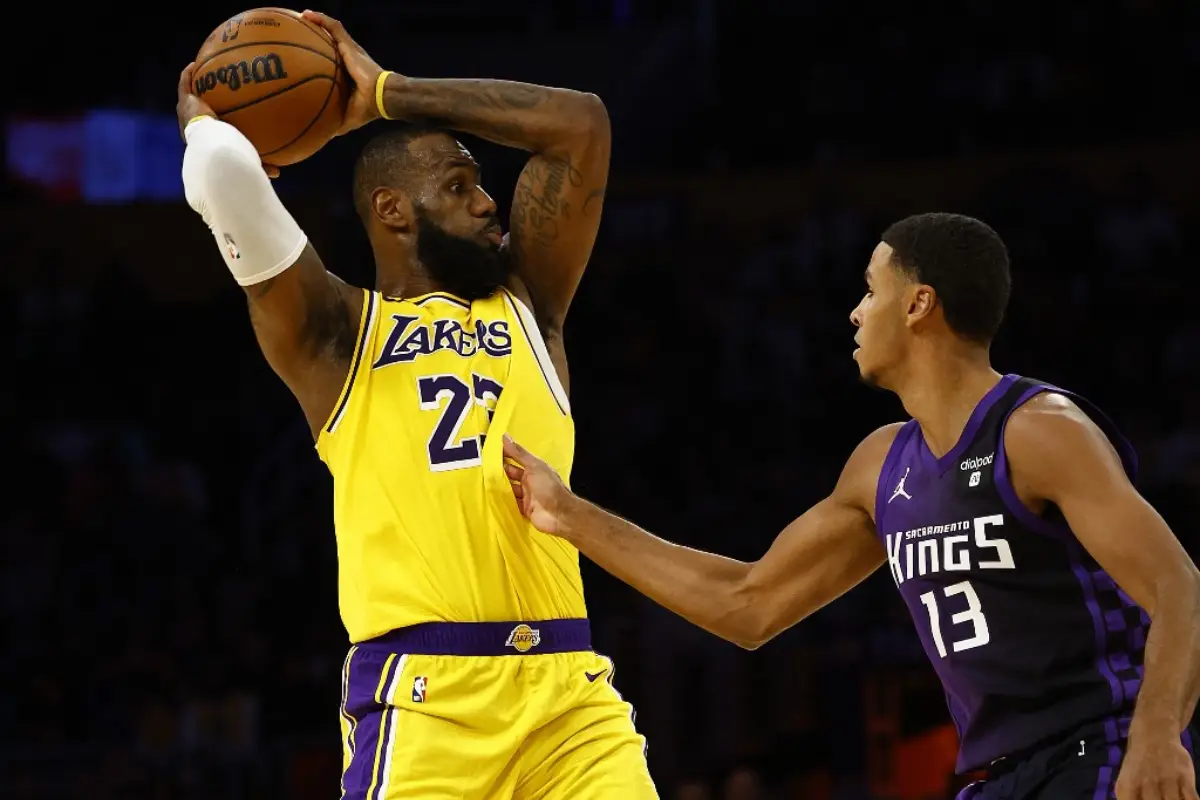Sacramento Kings vs Los Angeles Lakers Picks and Parlays